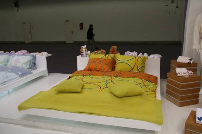 杭州除甲醛公司提醒:室內紡織品也是甲醛污染源頭之一 杭州除甲醛公司提醒:室內紡織品也是甲醛污染源頭之一