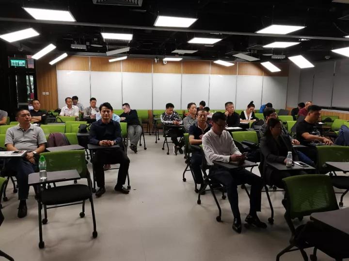 中港室內(nèi)環(huán)境凈化行業(yè)學術(shù)研討會暨中國室內(nèi)環(huán)境凈化治理專業(yè)委員會香港分會成立一周年紀念會議圓滿結(jié)束！