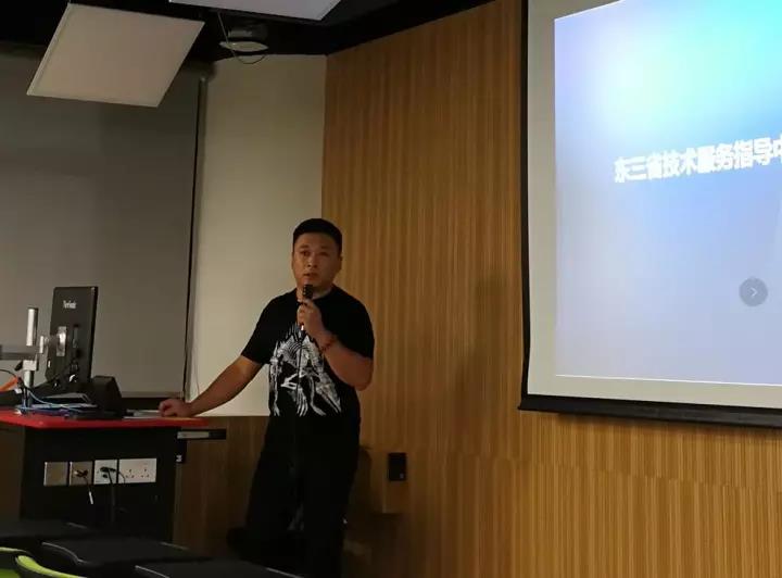 中港室內(nèi)環(huán)境凈化行業(yè)學術(shù)研討會暨中國室內(nèi)環(huán)境凈化治理專業(yè)委員會香港分會成立一周年紀念會議圓滿結(jié)束！