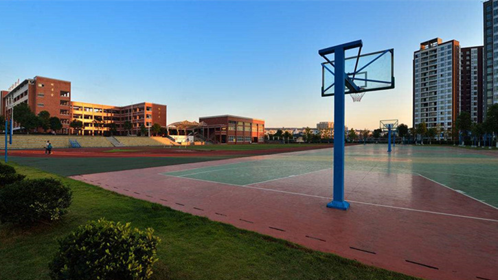 光觸媒除甲醛保護(hù)新裝修教室空氣，更保護(hù)孩子們