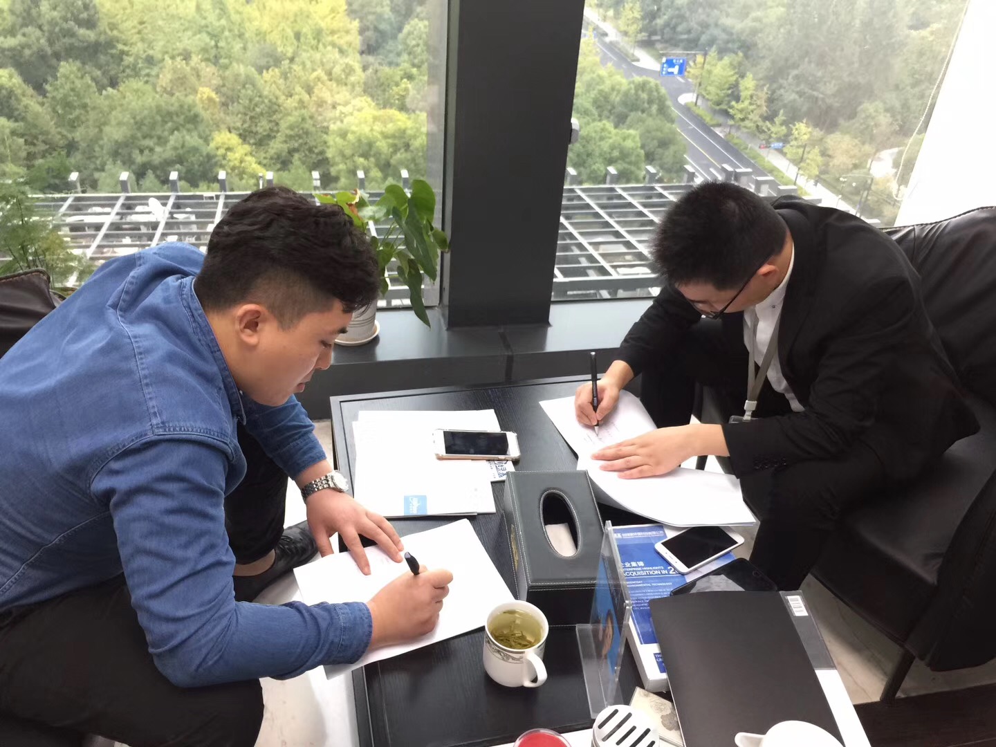 熱烈祝賀商總簽約創綠家烏魯木齊市區級代理！