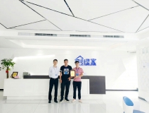 熱烈祝賀胡總、王總團(tuán)隊(duì)簽約創(chuàng)綠家上饒市縣級(jí)代理!