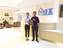 熱烈祝賀劉總簽約創綠家銅仁市縣級代理!