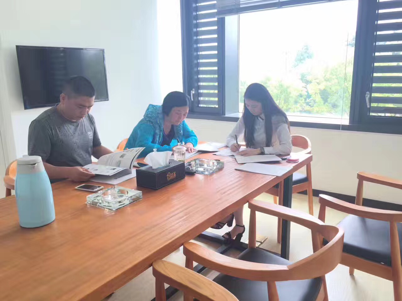 熱烈祝賀焦作朱總、鄭總夫婦簽約創綠家！